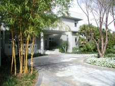Enlarge photo 114