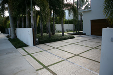Enlarge photo 17