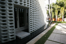 Enlarge photo 21