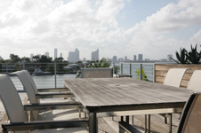 Enlarge photo 30