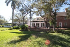 Enlarge photo 357
