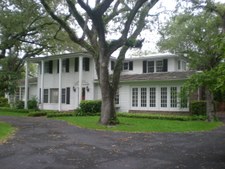 HOUSES ANYWHERE USA MORE