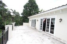 Enlarge photo 50