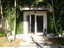 HOUSES - Doorways