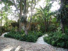 Enlarge photo 51
