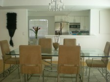 Enlarge photo 409