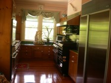 Enlarge photo 502