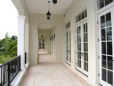 Enlarge photo 314