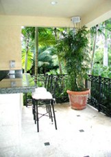 Enlarge photo 76
