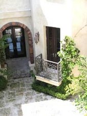 Enlarge photo 153