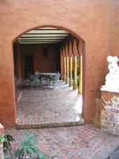 Enlarge photo 303