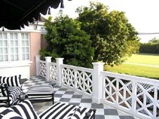 Enlarge photo 213
