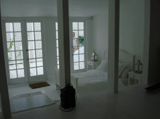 Enlarge photo 51