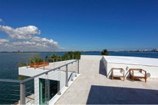 Enlarge photo 36