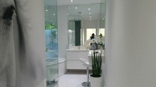 Enlarge photo 179