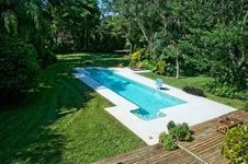 Enlarge photo 88