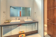 Enlarge photo 119