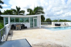Enlarge photo 137