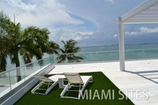 Enlarge photo 326