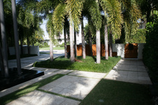 Enlarge photo 104