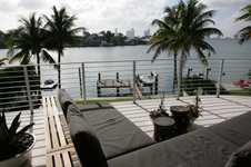 Enlarge photo 107