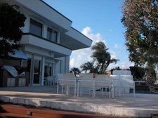 Enlarge photo 83