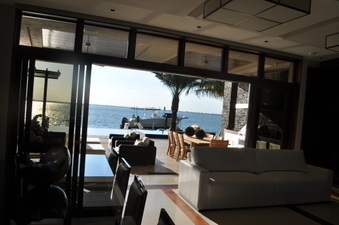 Enlarge photo 356