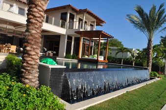 Enlarge photo 351