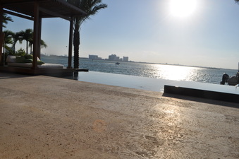 Enlarge photo 352