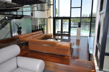 Enlarge photo 532