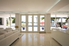 Enlarge photo 425