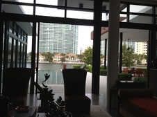 Enlarge photo 302