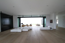 Enlarge photo 269
