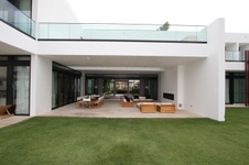 Enlarge photo 275
