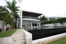 Enlarge photo 331