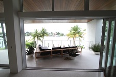 Enlarge photo 341