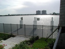 Enlarge photo 44