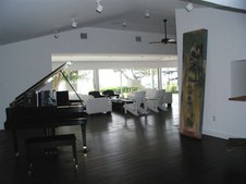 Enlarge photo 38