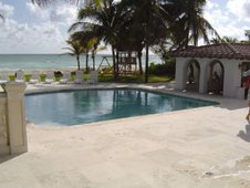 Enlarge photo 32