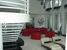 Enlarge photo 219