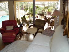 Enlarge photo 185