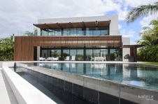 HOUSES - w/ Pool on Ocean