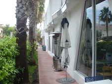 Enlarge photo 36