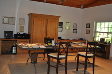 Enlarge photo 213