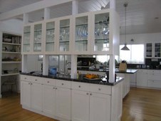 Enlarge photo 186