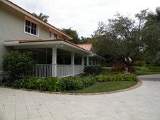 Enlarge photo 79
