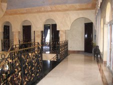 Enlarge photo 92