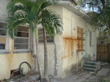 Enlarge photo 95