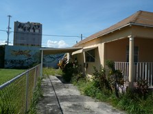 Enlarge photo 136