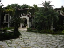 Enlarge photo 34